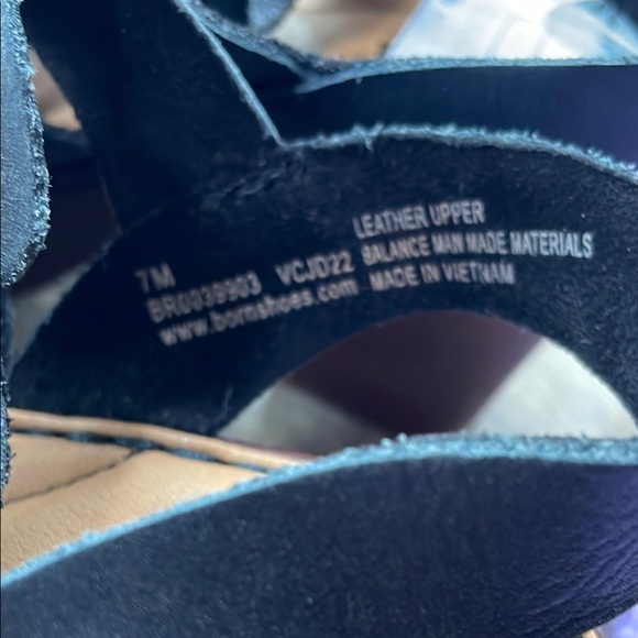 NWT Born heeled shoe! - Picture 3 of 9